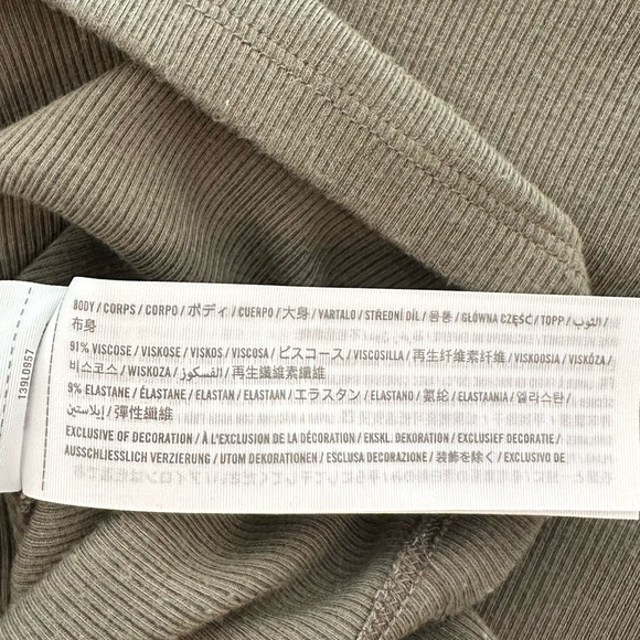 Abercrombie & Fitch Khaki Short Sleeve Tee - Picture 4 of 4